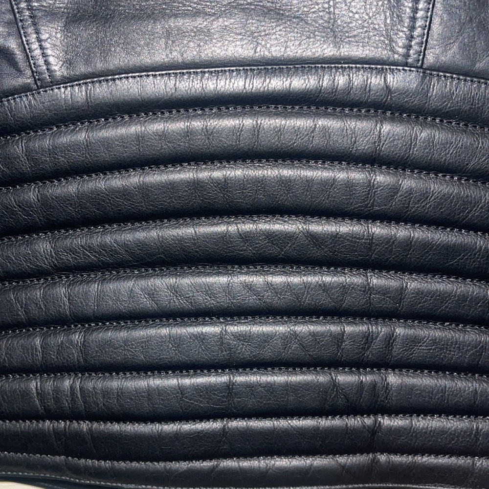 Jacket - Picture 5 of 7